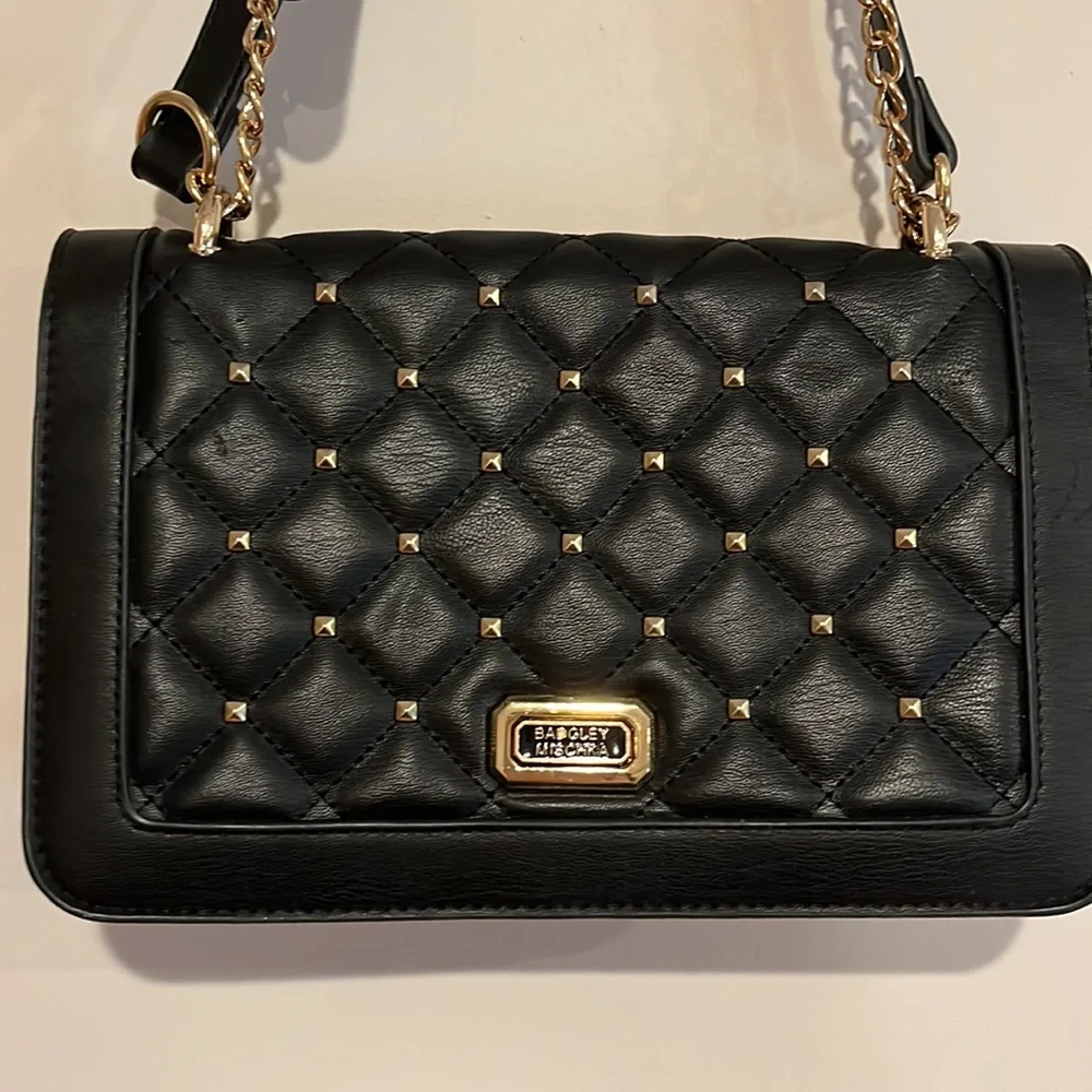 Badgley Mischka vegan medium quilted faux leather crossbody‎ bag Black & gold
